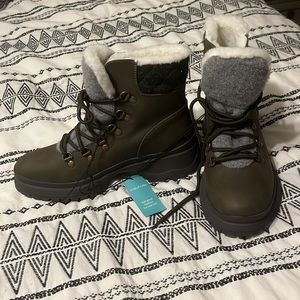 Maurice’s Boots